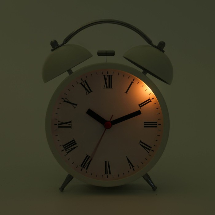 Часы - будильник настольные Часы - будильник настольные "Классика", с подсветкой, 16 х 11 см, белый