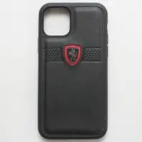 Чехол iPh 11 Pro  OVE Off Tracked Collection