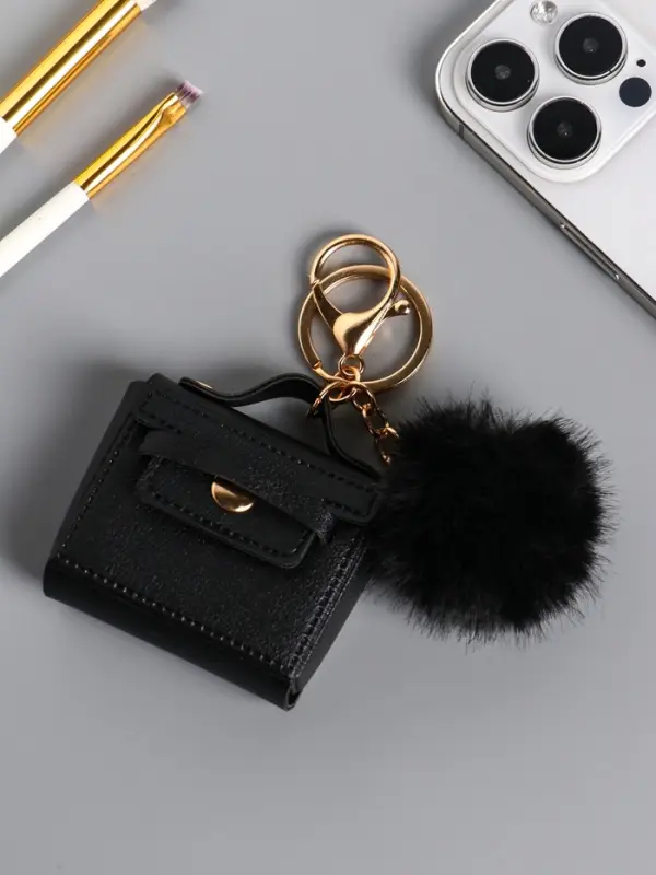 Брелок кожзам с карабином, с пушистиком Брелок кожзам с карабином, с пушистиком "Сумочка" чёрный 5,8х2,4х5 см