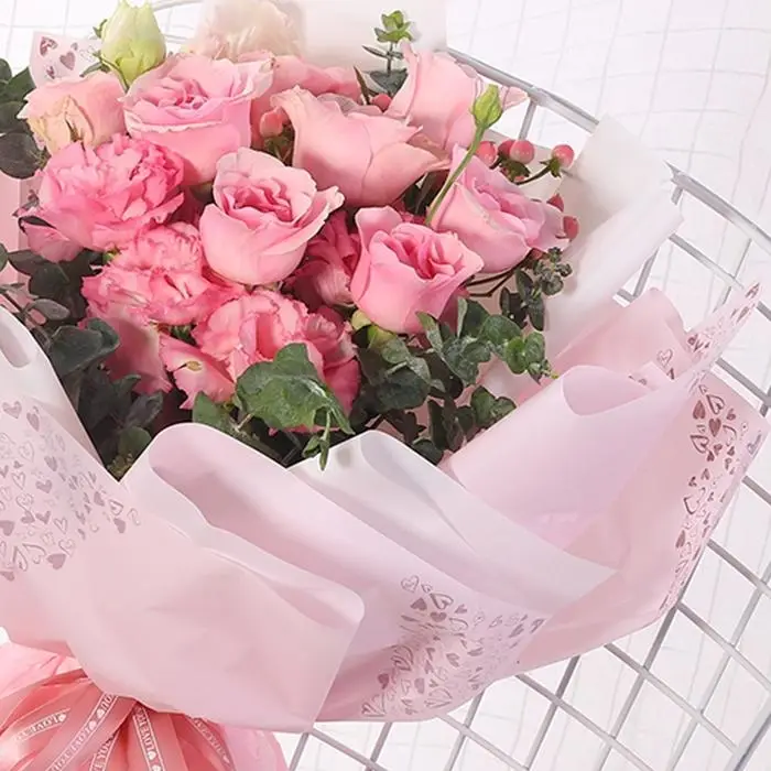 Плёнка матовая с рисунком «Амур», сиреневая, 60×60 см Плёнка матовая с рисунком «Амур», сиреневая, 60×60 см