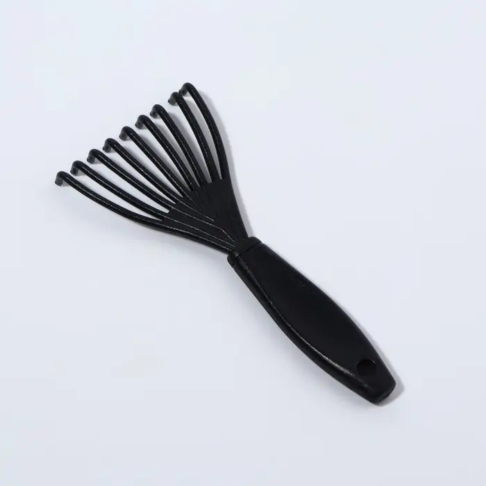 Щётка для чистки расчёсок, чёрная