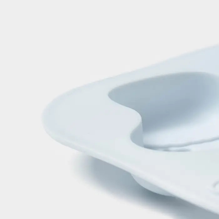 Форма для выпечки новогодняя Доляна &laquo;Новогоднее чудо&raquo;, 18.8&times;18.3&times;1.5 см, 11 ячеек, серая