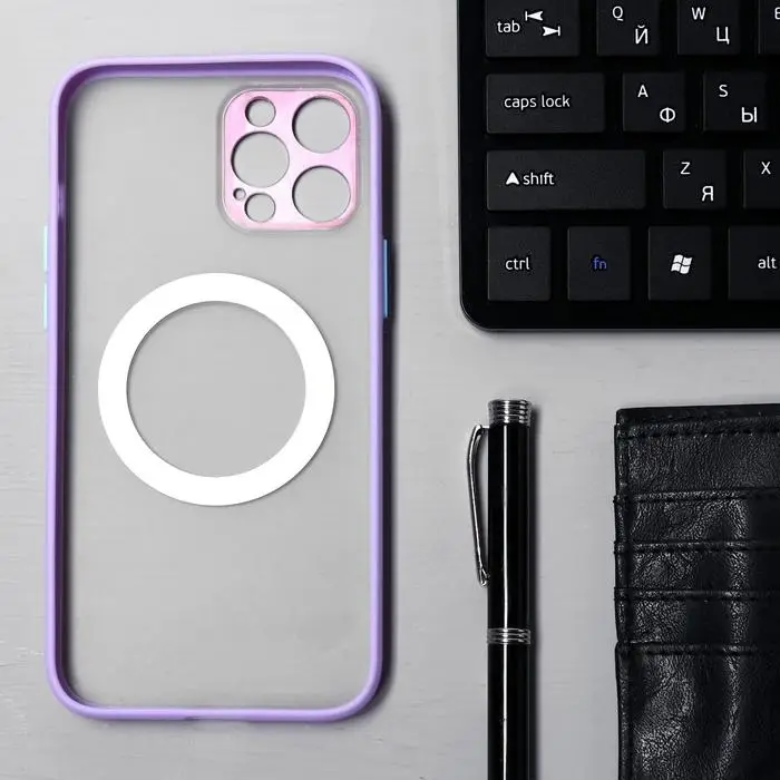 Чехол LuazON для iPhone 12 Pro Max, поддержка MagSafe, с окантовкой, пластиковый,фиолетовый Чехол LuazON для iPhone 12 Pro Max, поддержка MagSafe, с окантовкой, пластиковый,фиолетовый