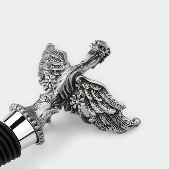 Пробка для бутылки Magistro «Парящий дракон», 12,5 см, цвет серебристый Пробка для бутылки Magistro «Парящий дракон», 12,5 см, цвет серебристый