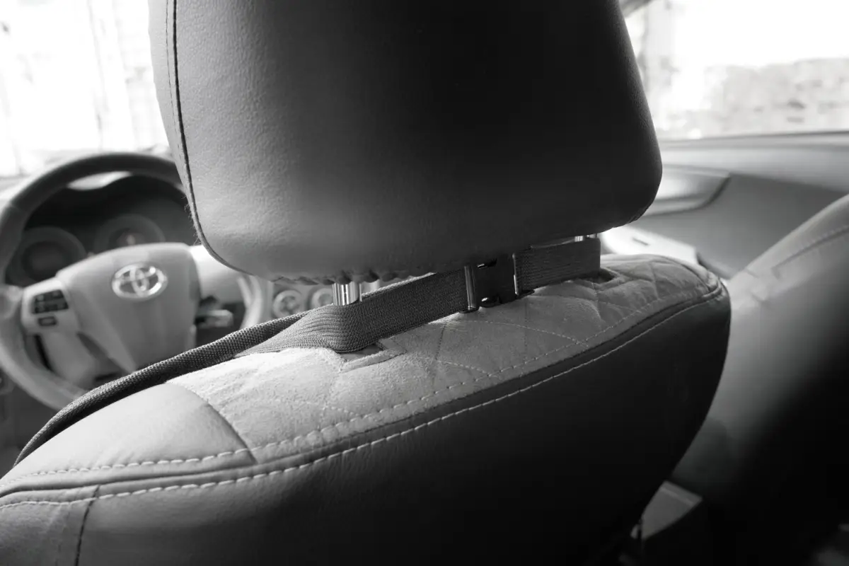 Накидка на сиденье с функцией подогрева AVS HC-170