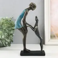 Фигурка полистоун &laquo;Девушка с собакой в голубом&raquo; под металл, 13.8&times;5.7&times;23.6 см
