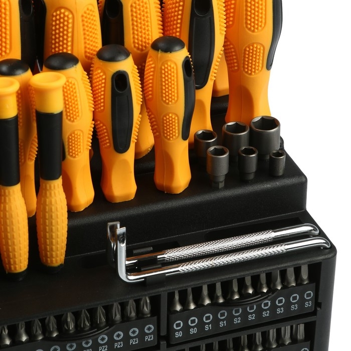 Набор профессиональных отверток и бит DEKO SS100 с удобной подставкой, 100 предметов Набор профессиональных отверток и бит DEKO SS100 с удобной подставкой, 100 предметов