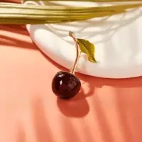 Брошь &laquo;Вишенка&raquo;, с листочком, бордово-зелёная в золоте