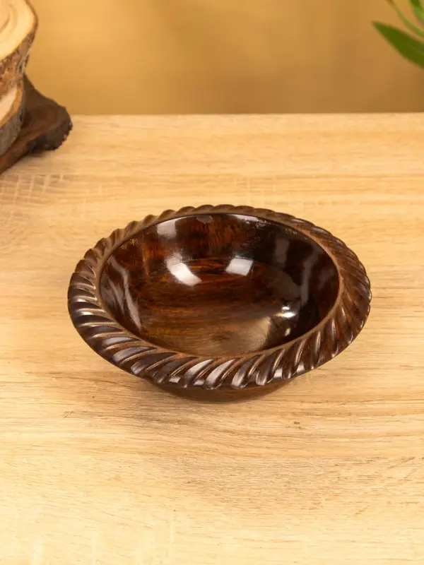 Чаша "Тарталетка" 16х16х5 см, дерево шишам