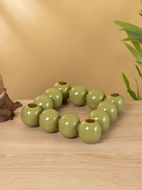 Подсвечник на 4 свечи «Бусы», с 12 сферами, 20.5×20.5×5.5 см, авокадо