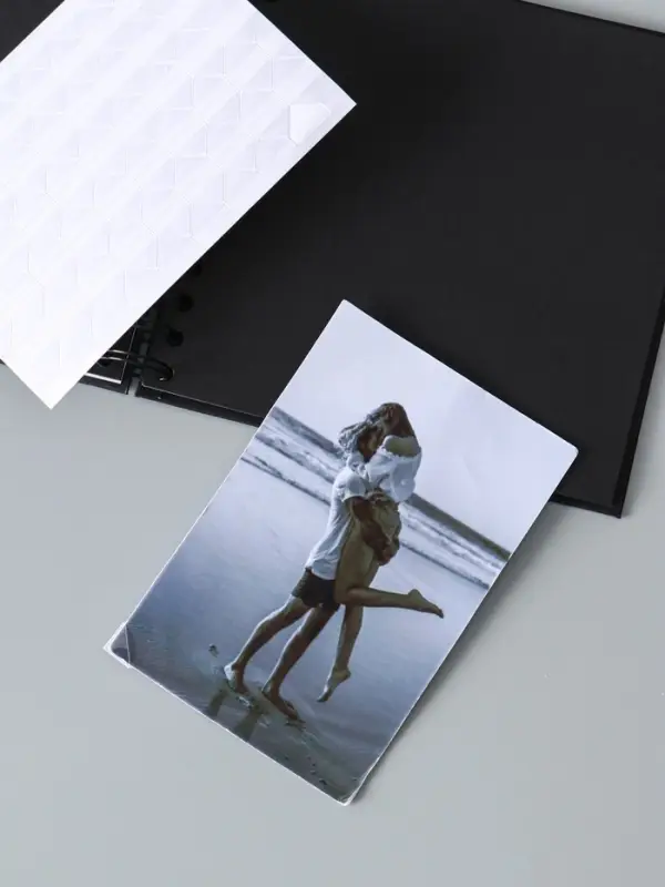 Фотоальбом 20 черных листов на спирали, набор (уголки, стикеры, ручка) 17х17х2 см