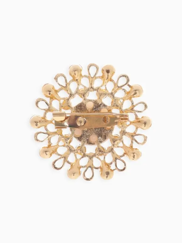 Брошь &laquo;Жемчужный цветок&raquo;, плюмерия, белая в золоте