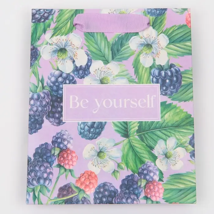 Пакет подарочный ламинированный, упаковка, «Будь собой», радужная голография, S 12 х 15 х 5.5 см