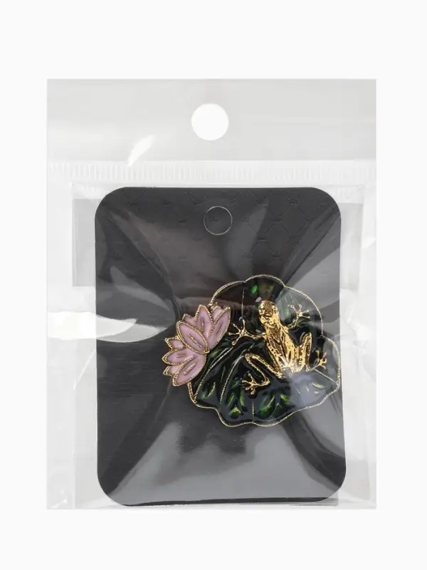 Брошь &laquo;Лягушка&raquo; на лотосе, цвет зелёно-розовый в черненом золоте