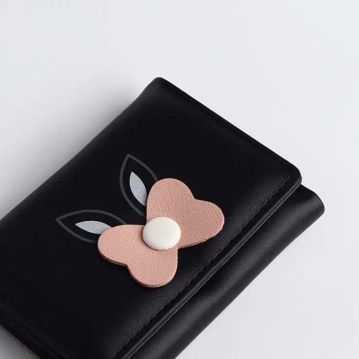 Кошелёк &laquo;Цветочек&raquo;, маленький, для девочки, на кнопке, чёрный