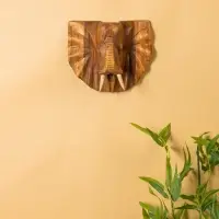 Панно «Голова слона», 32×15×22 см, дерево Суар, бежевое Панно «Голова слона», 32×15×22 см, дерево Суар, бежевое