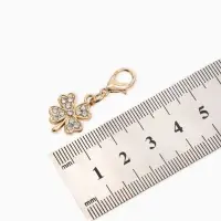 Шарм для браслета на карабине &laquo;Клевер&raquo;, золоте