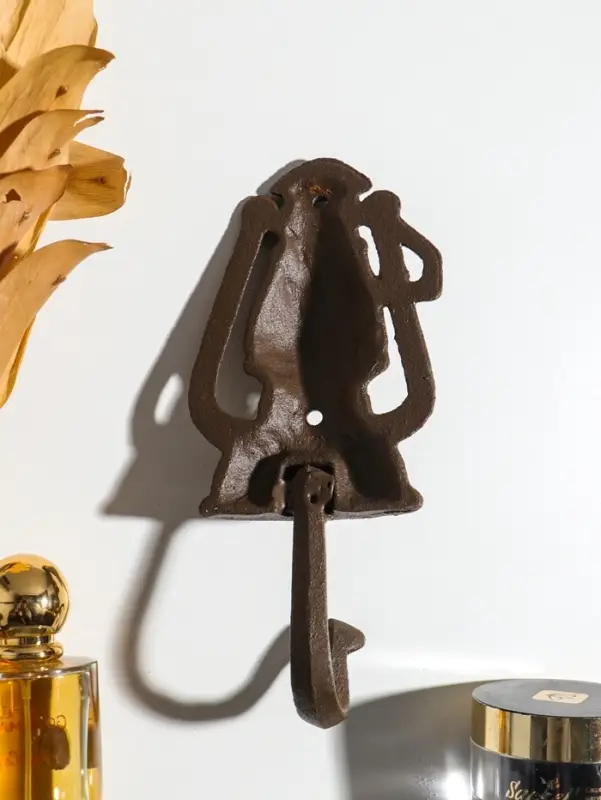 Крючок настенный &laquo;Походный фонарь&raquo;, ключница декоративная, чугун, 19&times;8&times;8.8 см