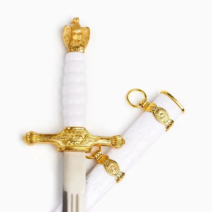 Макет оружия &laquo;Сувенирный кортик. Белый с золотой отделкой&raquo;, 35 см