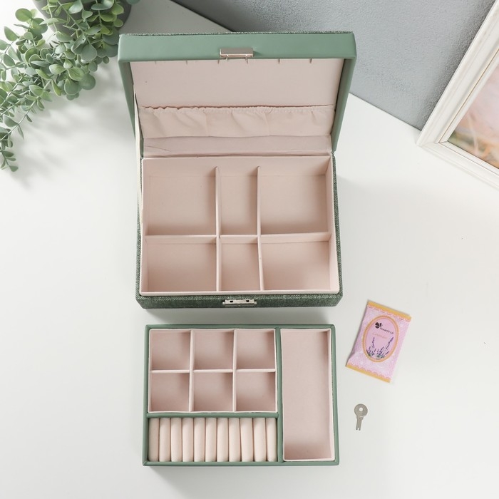 Шкатулка кожзам для украшений Шкатулка кожзам для украшений "Зелёная" комбинированная 23х17,2х9 см