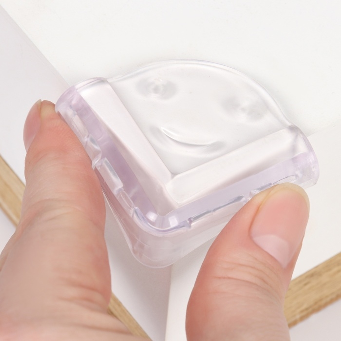 Защитные накладки на углы «Мордочки», набор 4 шт., прозрачные, Крошка Я Защитные накладки на углы «Мордочки», набор 4 шт., прозрачные, Крошка Я