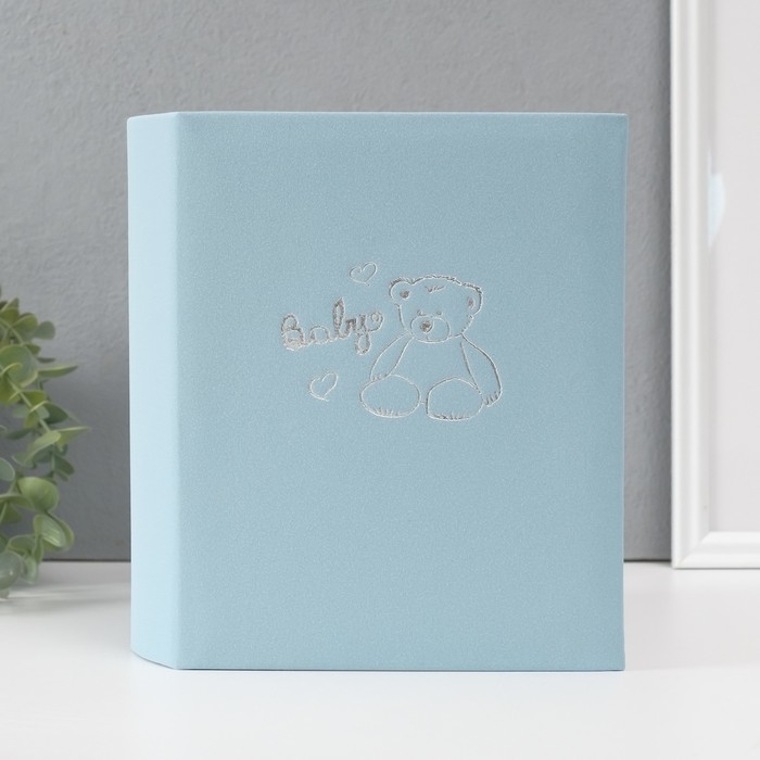 Фотоальбом на 200 фото 10х15 см кожзам Фотоальбом на 200 фото 10х15 см кожзам "Мишка малыш" голубой 5,5х18,6х22,6 см