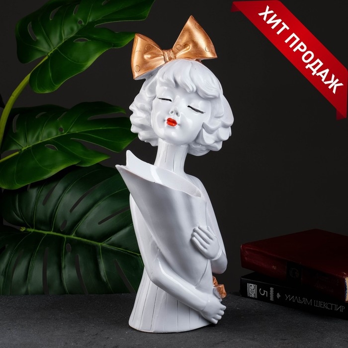 Ваза-подставка к бижутерии Ваза-подставка к бижутерии "Девушка с букетом" белая с золотом, 0,02 л