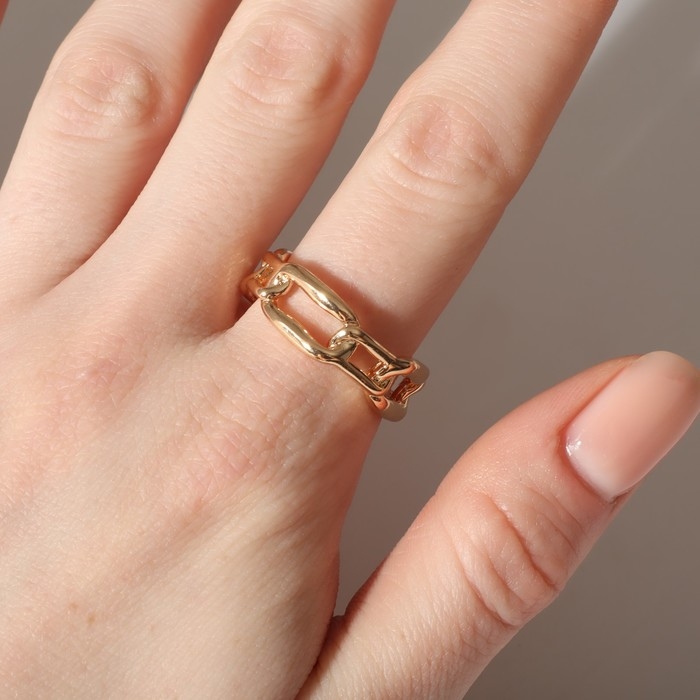 Кольцо «Звенья» тренд, цвет золото, безразмерное