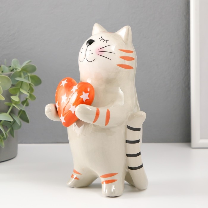 Сувенир керамика Сувенир керамика "Рыжик кот с сердечком в звёздочку" 12,2х11,2х20 см