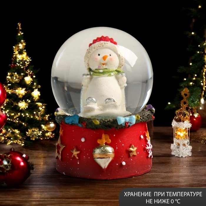 Сувенир полистоун водяной шар Сувенир полистоун водяной шар "Снеговичок в красном колпаке" 4,5х4,5х6,5 см