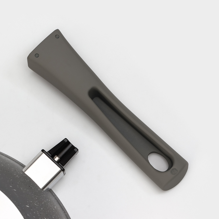 Сковорода, d=26 см, съёмная ручка, антипригарное покрытие, цвет серый Сковорода, d=26 см, съёмная ручка, антипригарное покрытие, цвет серый