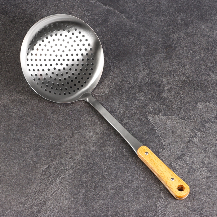 Шумовка для казана 45см, диаметр 18,5см, дерев ручка Шумовка для казана 45см, диаметр 18,5см, дерев ручка