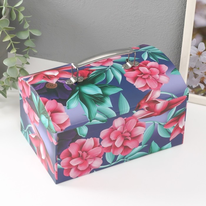 Шкатулка картон сундучок Шкатулка картон сундучок "Волшебные цветы" набор 3 шт 26х18х16,5 24х16х14,5 22х14х12,7 см