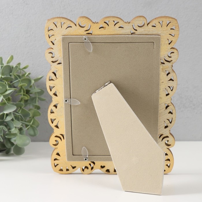 Фоторамка полистоун 10х15 см Фоторамка полистоун 10х15 см "Цветок-веер" золото 16,8х1,8х21,5 см