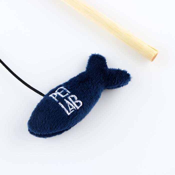 Дразнилка «Рыбка» с игрушкой, синяя Дразнилка «Рыбка» с игрушкой, синяя