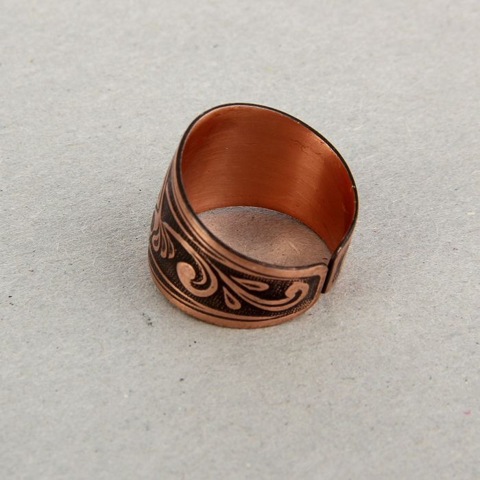 Кольцо-амулет «Лев», пластинчатый, медь