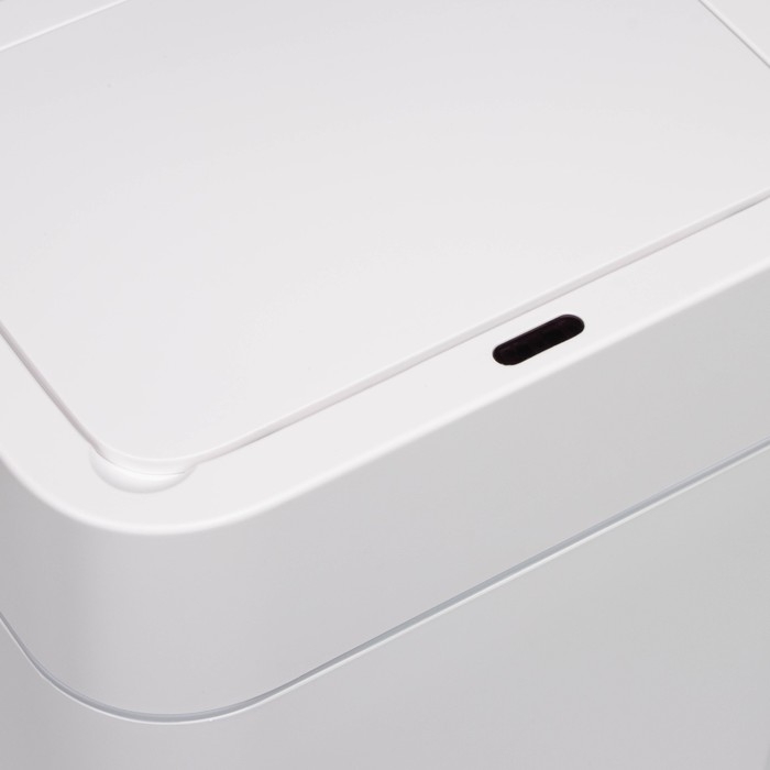 Ведро для мусора сенсорное Доляна, 12 л, цвет белый Ведро для мусора сенсорное Доляна, 12 л, цвет белый