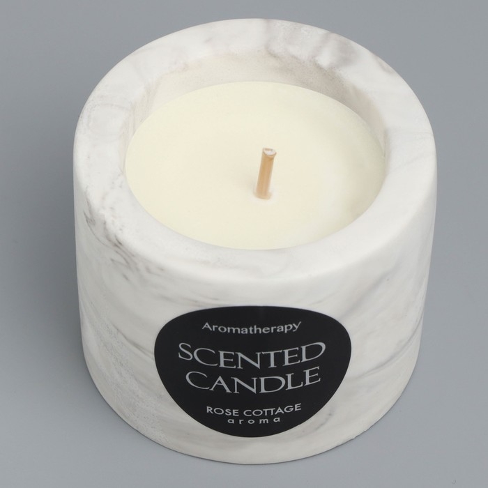 Свеча в бетоне ароматическая  Свеча в бетоне ароматическая "Персик", соевый воск