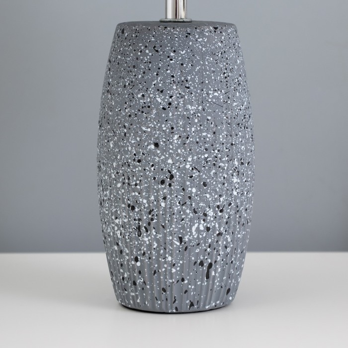 Лампа настольная Лампа настольная "Дандан" 1х40Вт Е14 серый 20х20х34см