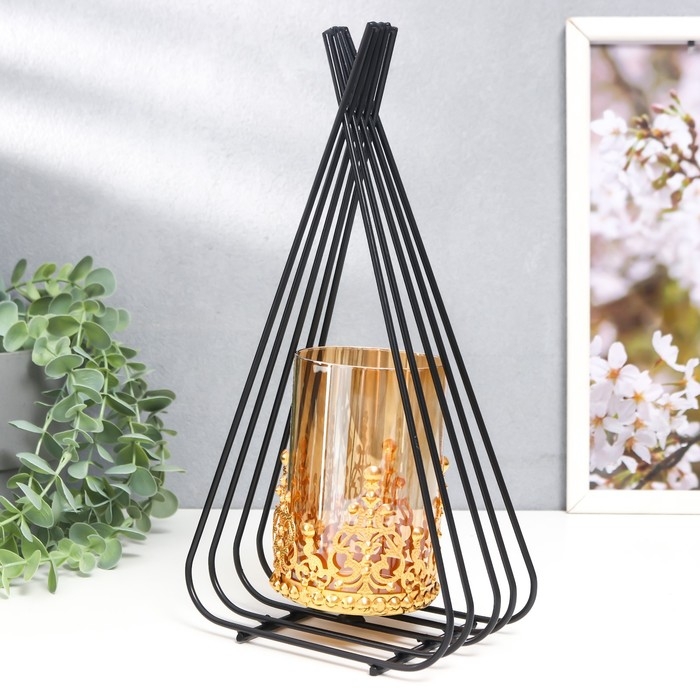 Подсвечник металл, стекло на 1 свечу Подсвечник металл, стекло на 1 свечу "Пирамида" d-7,5 см, золото, чёрный 9х16,5х31 см