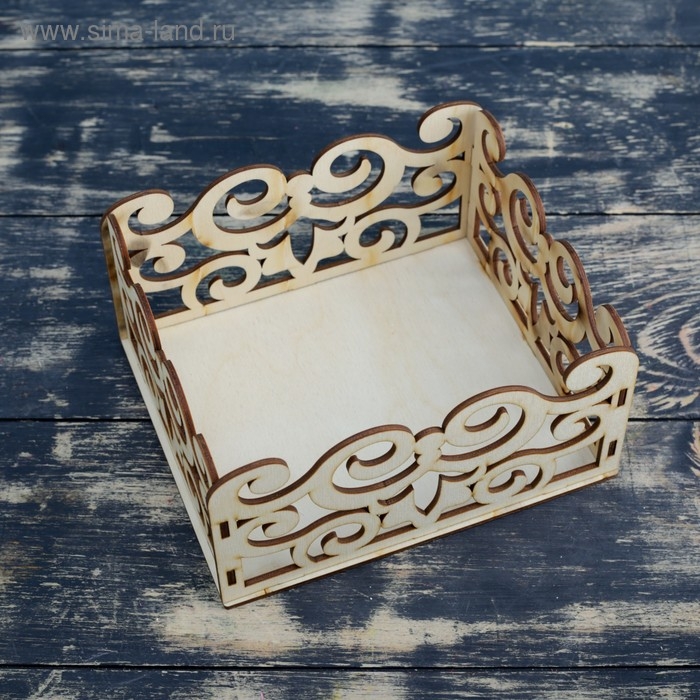 Кашпо деревянное 17.5×15×9 см настольный  Кашпо деревянное 17.5×15×9 см настольный "Вензеля", натуральный Дарим Красиво