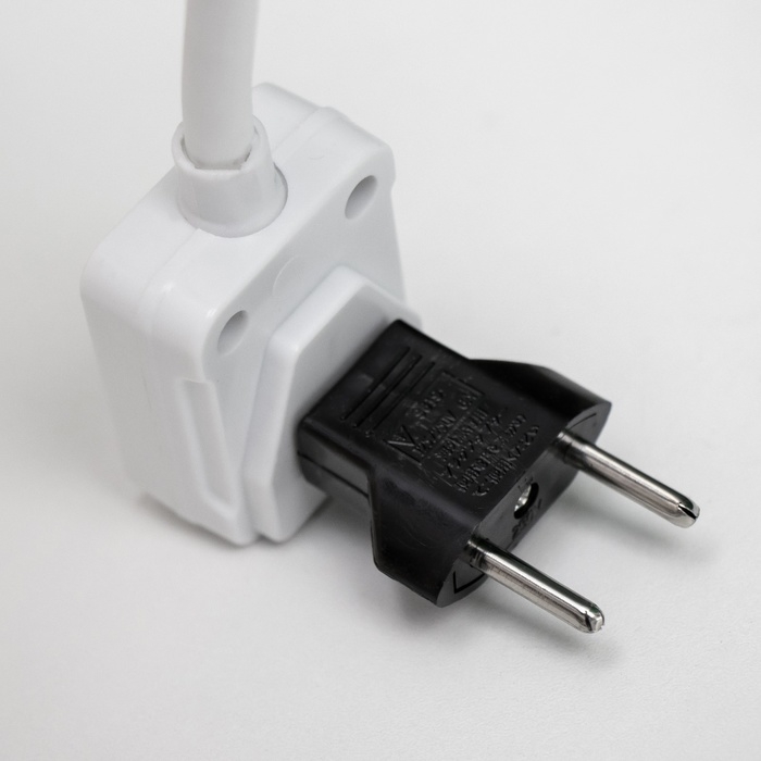 Бра в розетку "Джойс" LED 7Вт белый 1,5х12х31 см