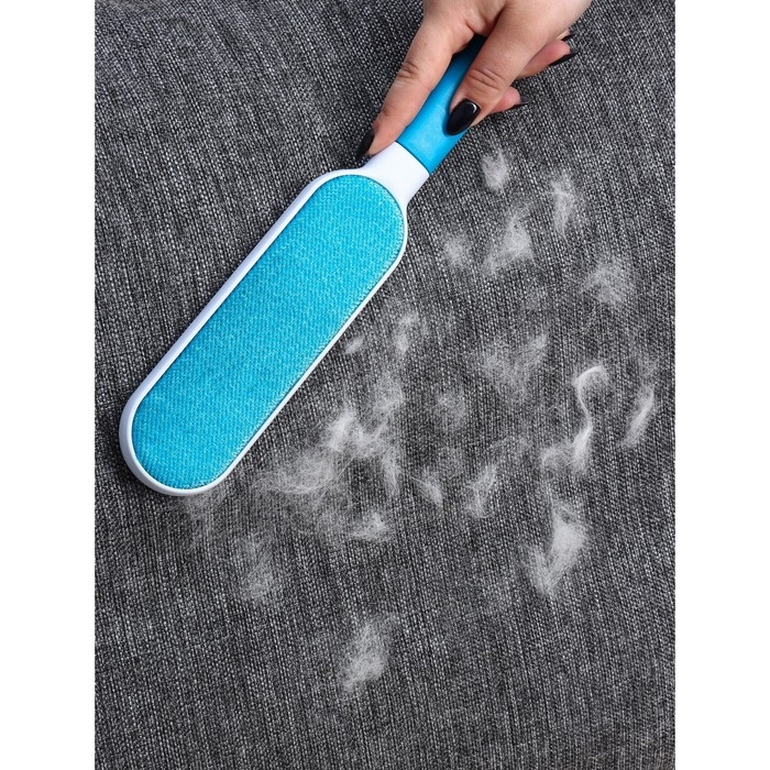 Щётка для удаления шерсти и волос с одежды и мебели с ручкой Доляна, 33×7,5×5 см, цвет синий Щётка для удаления шерсти и волос с одежды и мебели с ручкой Доляна, 33×7,5×5 см, цвет синий