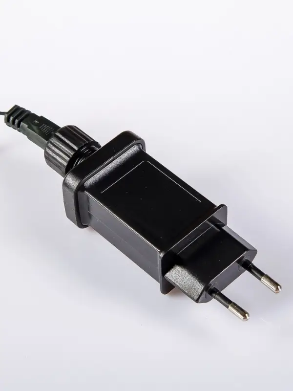 Ёлка светодиодная &laquo;Галактика&raquo; 180 см, диаметр нижнего яруса 90 см, 220 ПВХ веток, мигание, свечение белое/синие