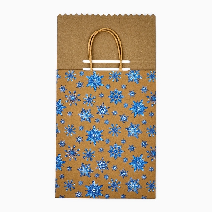Пакет с клапаном «Снежинки», крафт, глиттер, 19.5 х 10 х 25 см Пакет с клапаном «Снежинки», крафт, глиттер, 19.5 х 10 х 25 см