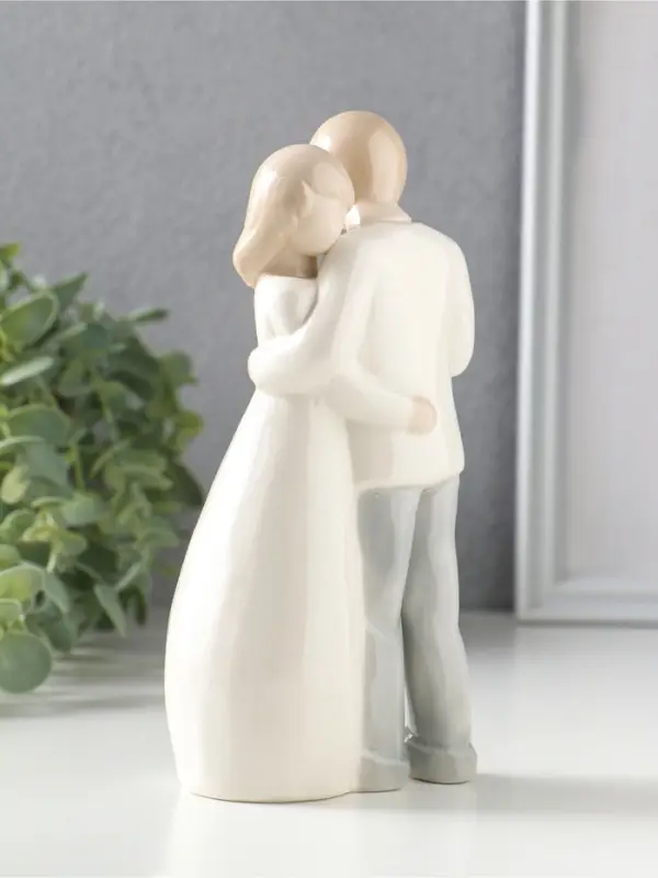 Сувенир керамика "Влюблённая пара. Близость" 8х5,5х17 см