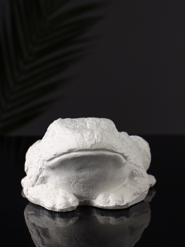 Фигурное кашпо  Фигурное кашпо "Лягушка" 14х12х9 см