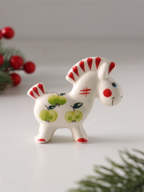 Статуэтка фарфоровая Статуэтка фарфоровая "Лошадка Яблоко зеленое", 7 см