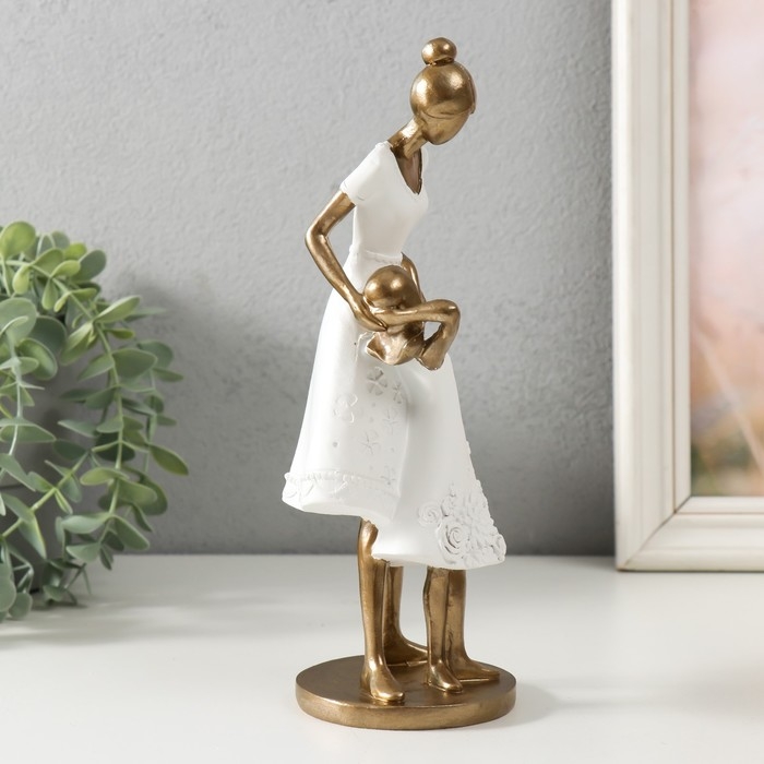 Сувенир полистоун  Сувенир полистоун "Мама с дочкой, в белых платьях с цветами" 9х8,5х23,5 см