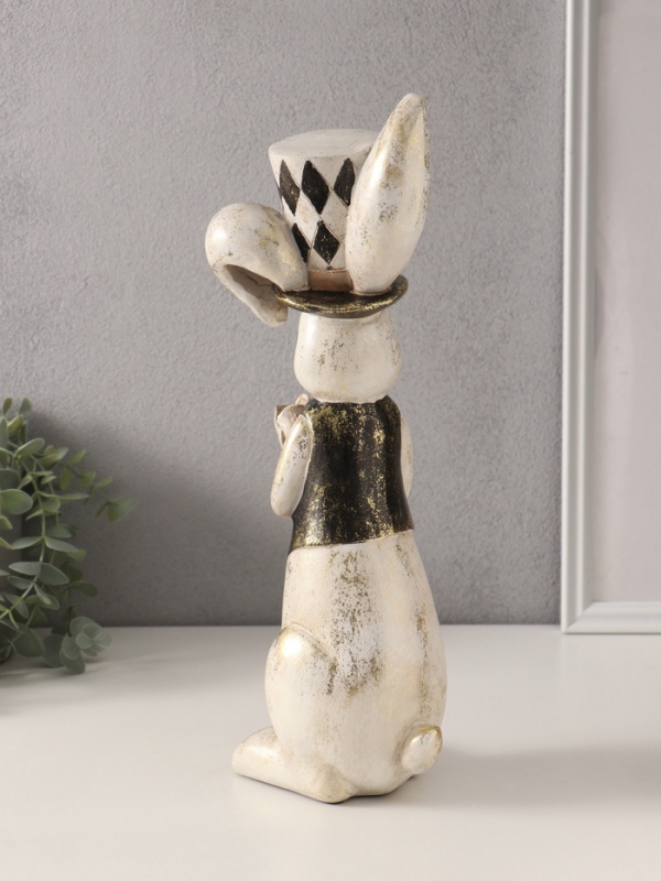 Сувенир полистоун Сувенир полистоун "Зайчик в цилиндре" 9х14х38 см